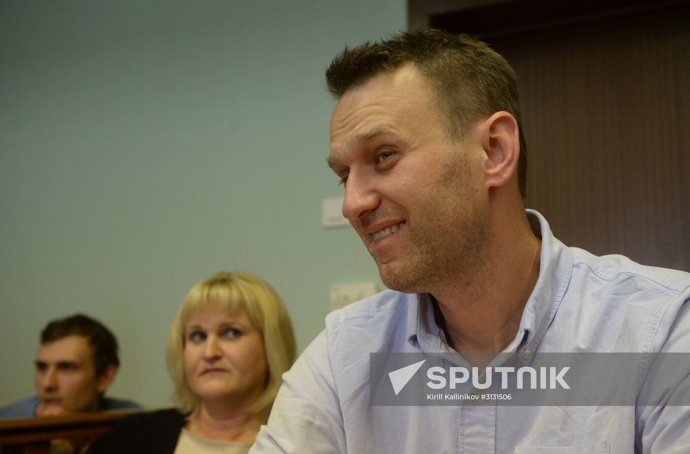 Moscow City Court considers complaint over Alexei Navalny's arrest
