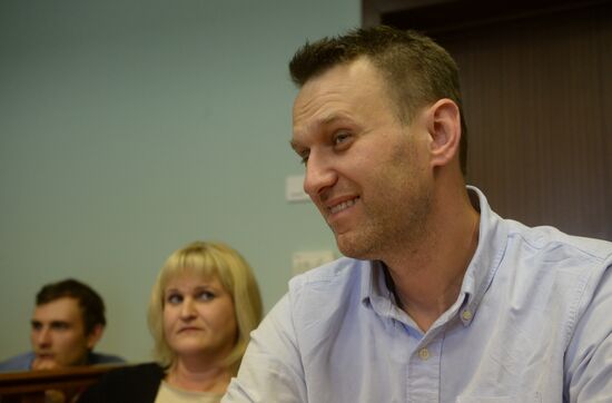 Moscow City Court considers complaint over Alexei Navalny's arrest