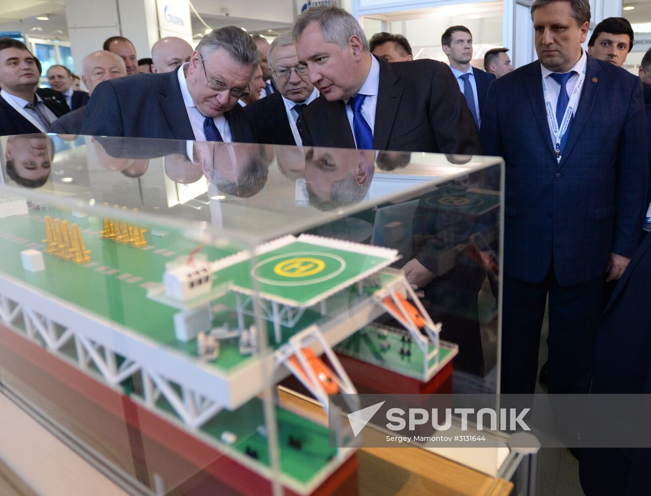 Deputy Prime Minister Rogozin visits St. Petersburg