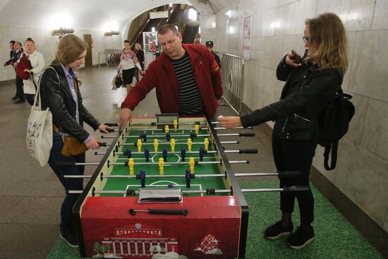 Foosball tables put in Moscow metro