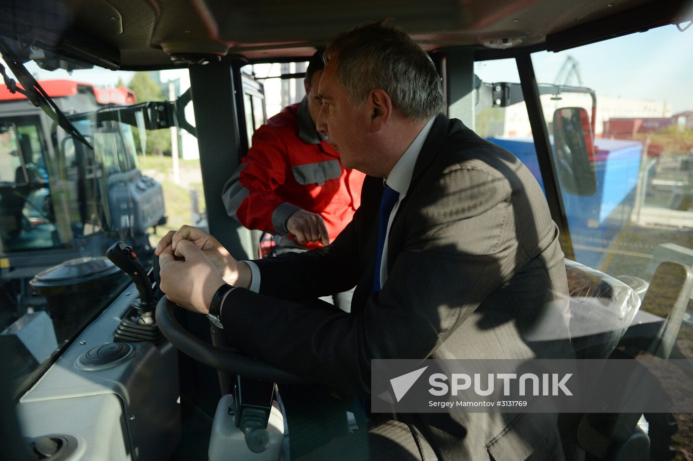 Deputy Prime Minister Rogozin visits St. Petersburg