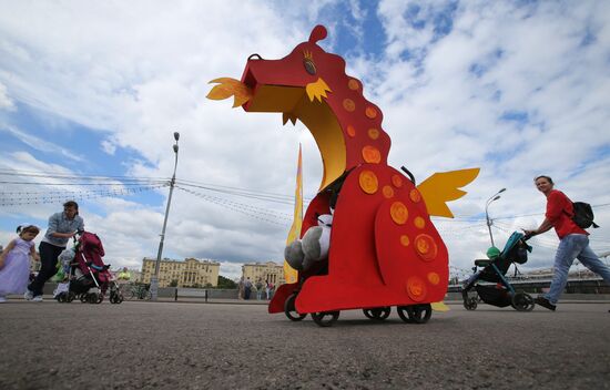 Stroller parade in Gorky Park
