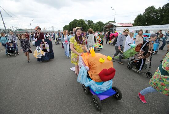 Stroller parade in Gorky Park