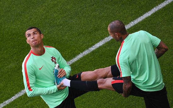 2017 Confederations Cup. Portugal's team holds training session