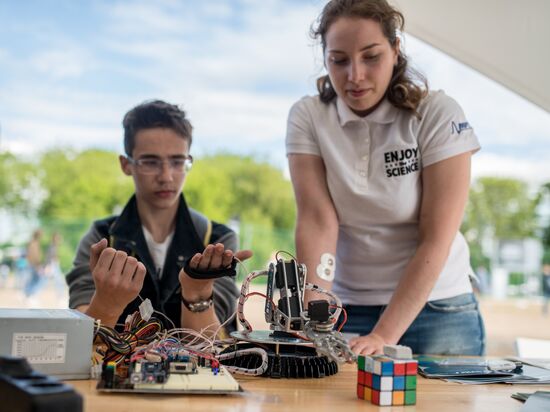 Kaspersky Geek Picnic: A Beautiful Mind 2017 festival of science, technology and arts