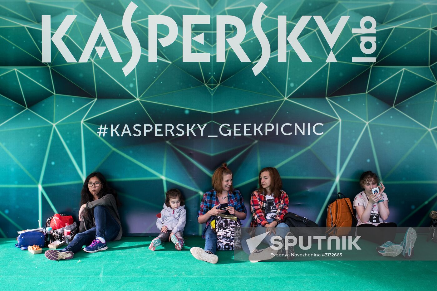 Kaspersky Geek Picnic: A Beautiful Mind 2017 festival of science, technology and arts
