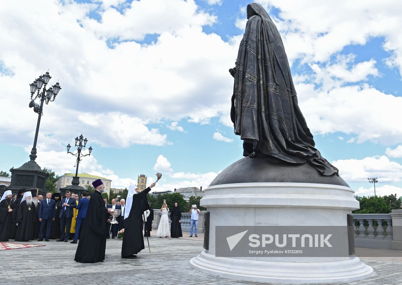 Consecration of Reunification monument near Christ the Savior Cathedral in Moscow