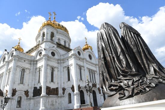 Consecration of Reunification monument near Christ the Savior Cathedral in Moscow