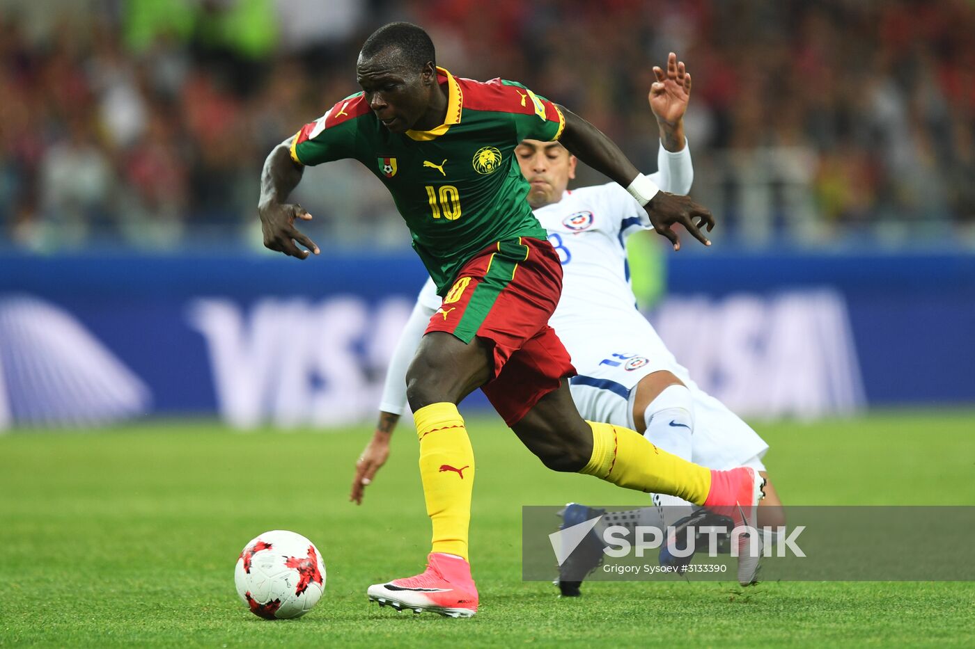 Football. 2017 FIFA Confederations Cup. Cameroon vs. Chile