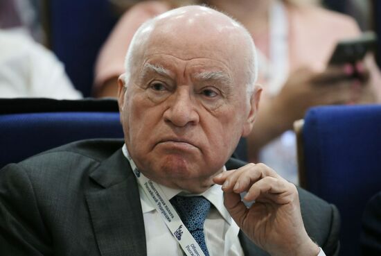 Plenary meeting of the Russian Civic Chamber of the 6th convocation