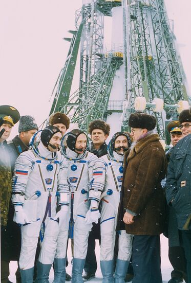 Launch of spaceship Soyuz TM-18