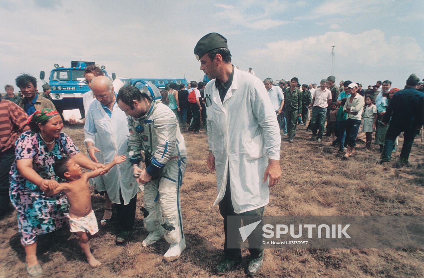 Landing of spaceship Soyuz T-16