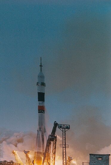 Launch of spaceship Soyuz TM-18