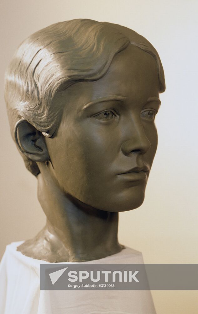 Sculptured portrait of Grand Duchess Olga, daughter of Czar Nicholas II
