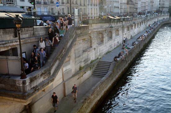Countries of the world. France.