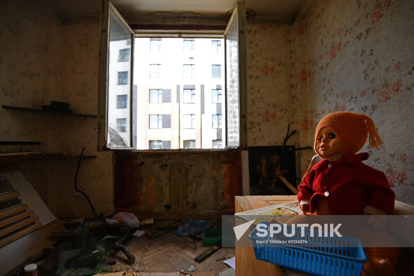 Demolition of Moscow's last K-7 series five-story building