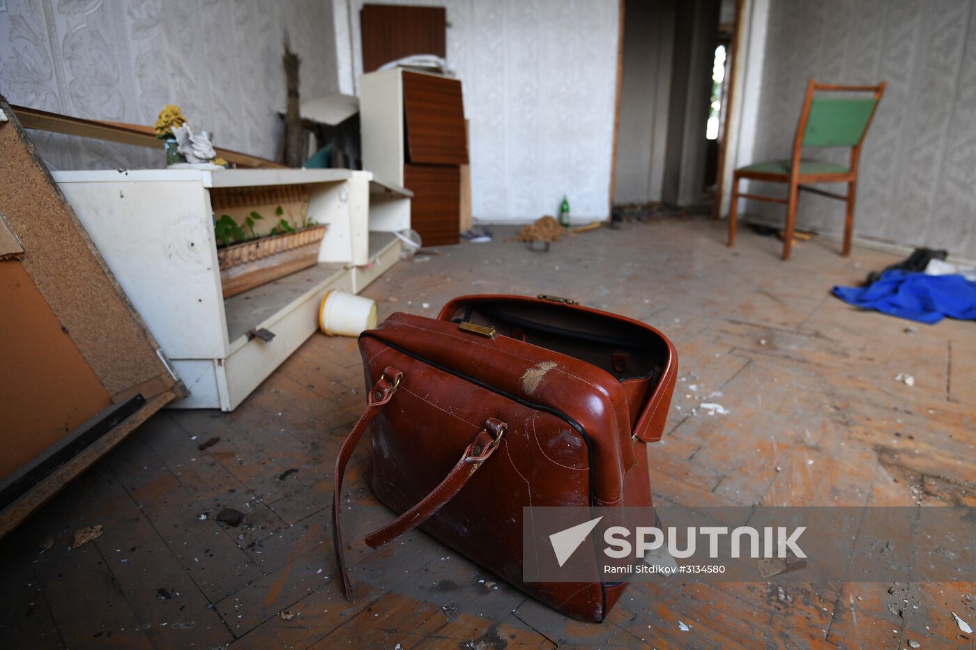 Demolition of Moscow's last K-7 series five-story building