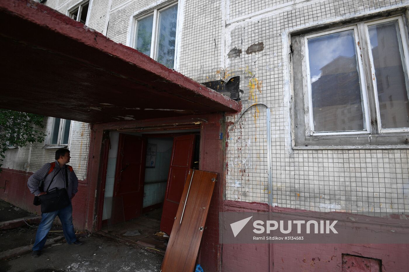 Demolition of Moscow's last K-7 series five-story building