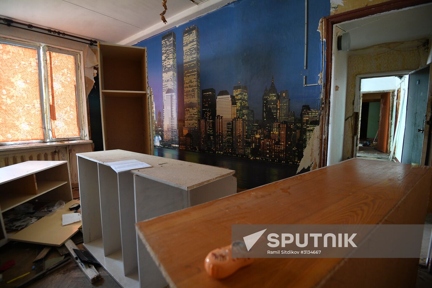 Demolition of Moscow's last K-7 series five-story building