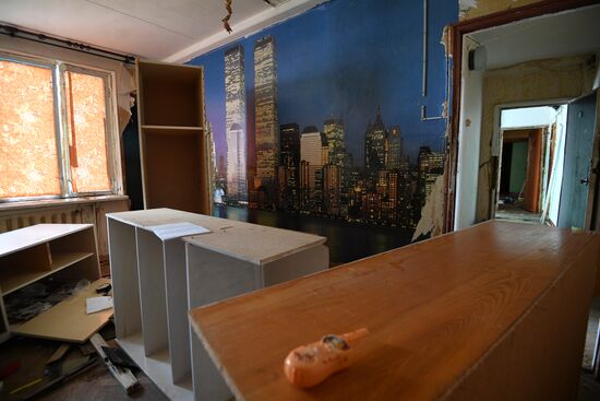 Demolition of Moscow's last K-7 series five-story building