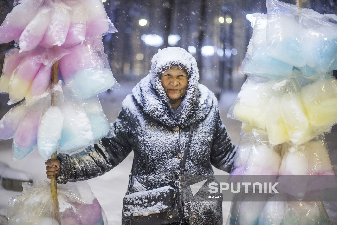 Selling candy floss