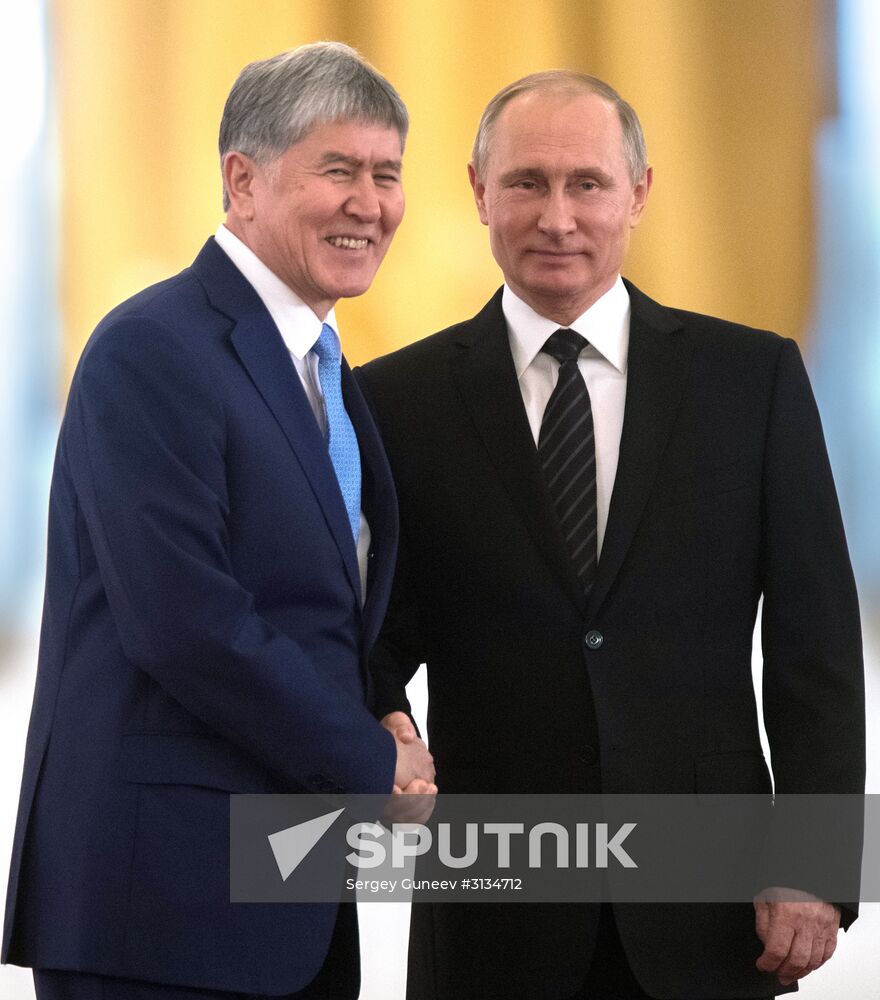Vladimir Putin holds talks with President of Kyrgyzstan Almazbek Atambayev
