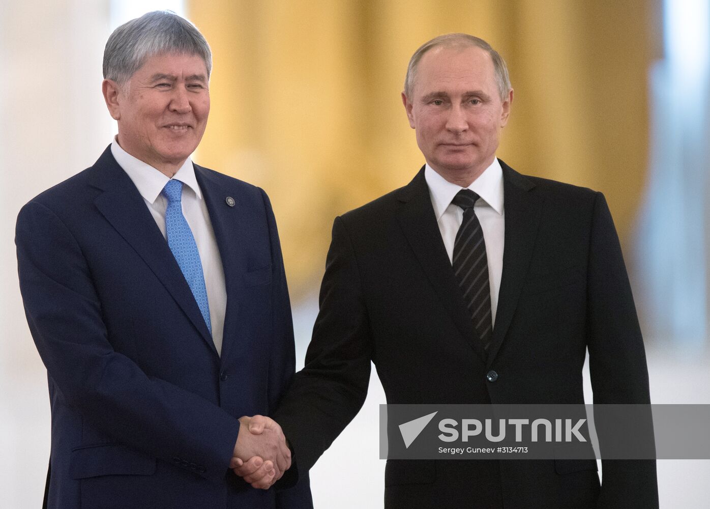 Vladimir Putin holds talks with President of Kyrgyzstan Almazbek Atambayev