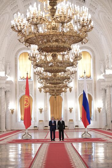 Vladimir Putin holds talks with President of Kyrgyzstan Almazbek Atambayev
