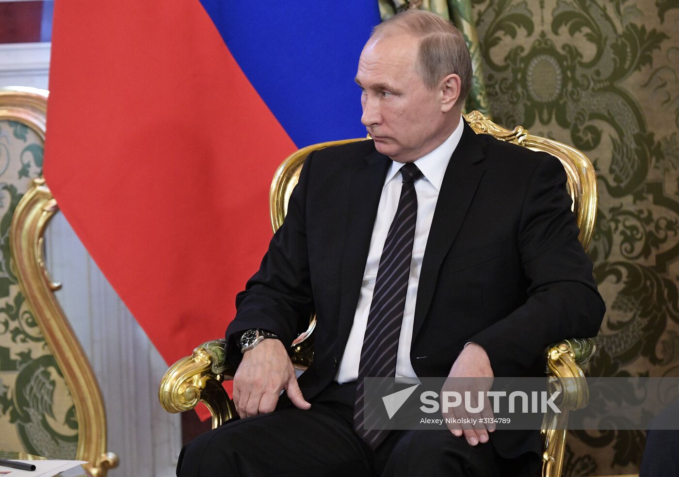 Vladimir Putin holds talks with President of Kyrgyzstan Almazbek Atambayev