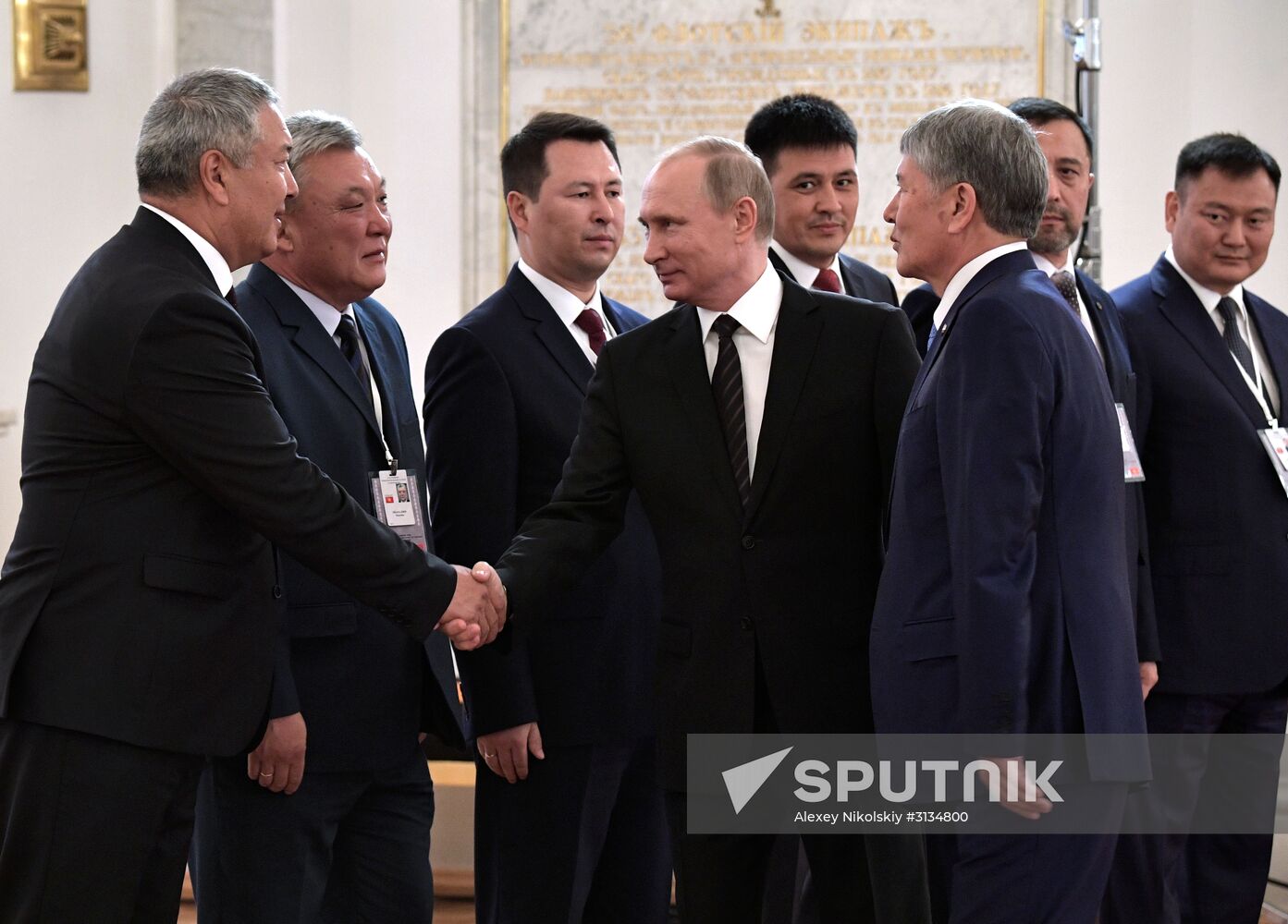 Vladimir Putin holds talks with President of Kyrgyzstan Almazbek Atambayev