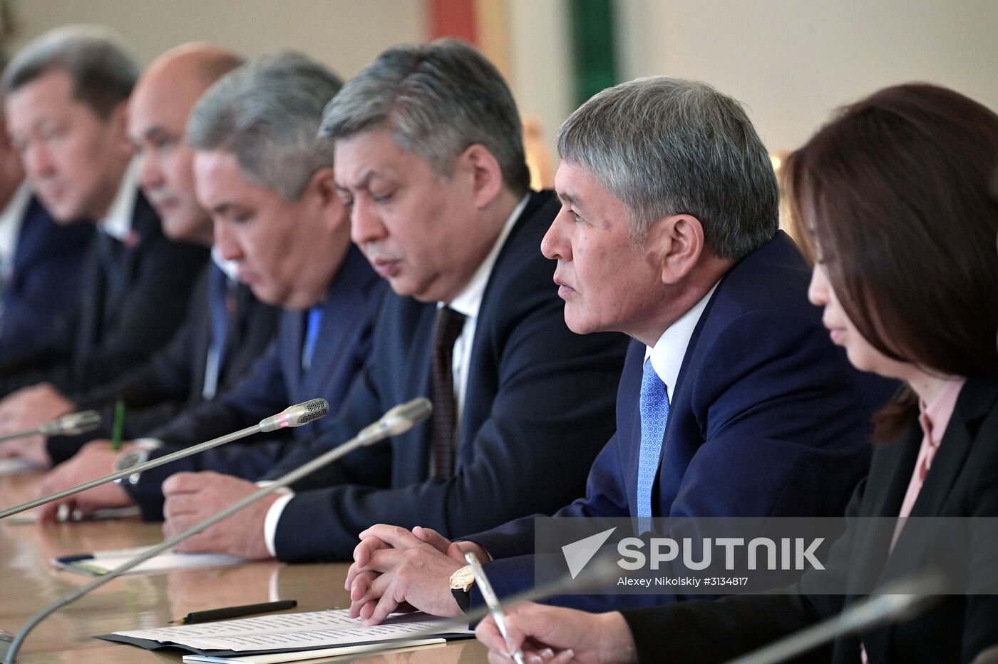 Vladimir Putin holds talks with President of Kyrgyzstan Almazbek Atambayev