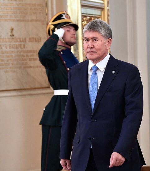 Vladimir Putin holds talks with President of Kyrgyzstan Almazbek Atambayev