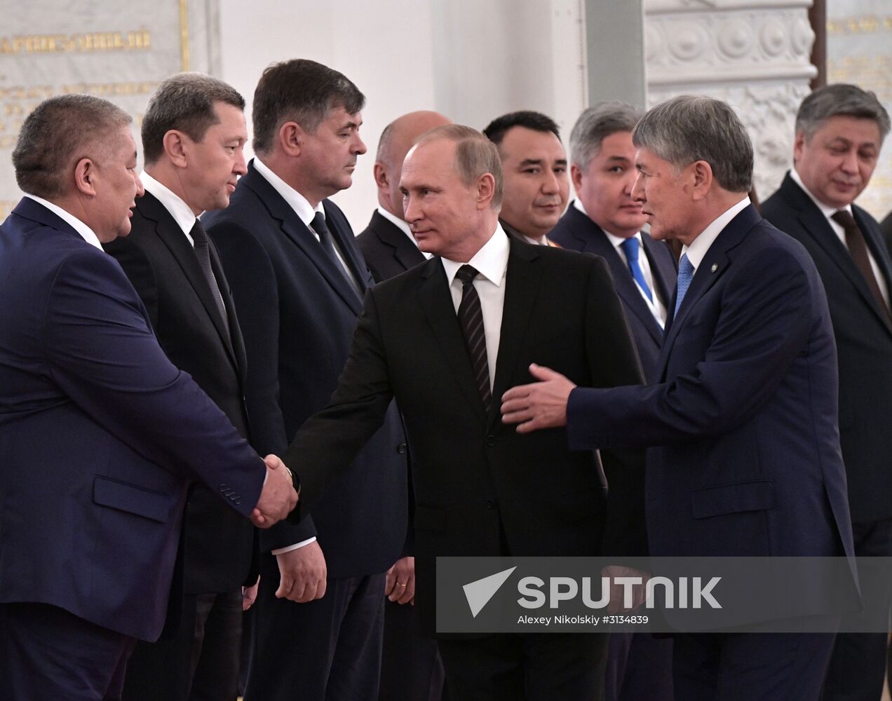 Vladimir Putin holds talks with President of Kyrgyzstan Almazbek Atambayev