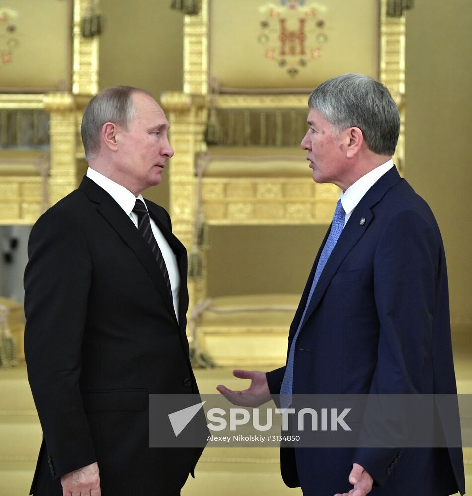 Vladimir Putin holds talks with President of Kyrgyzstan Almazbek Atambayev
