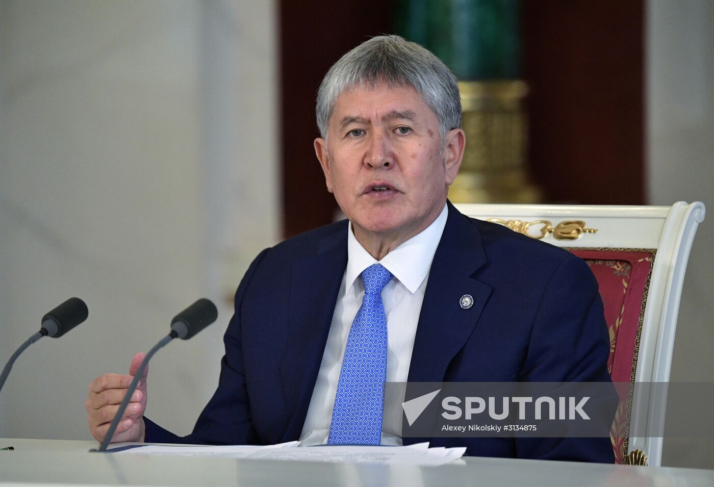 Vladimir Putin holds talks with President of Kyrgyzstan Almazbek Atambayev
