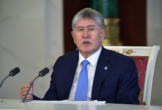 Vladimir Putin holds talks with President of Kyrgyzstan Almazbek Atambayev