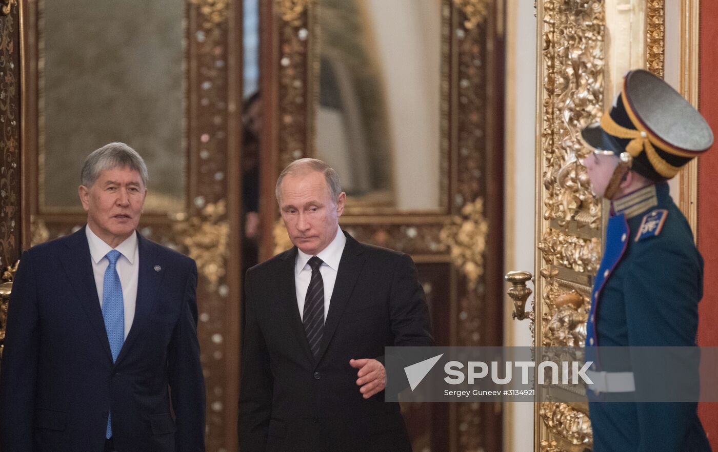 Vladimir Putin holds talks with President of Kyrgyzstan Almazbek Atambayev