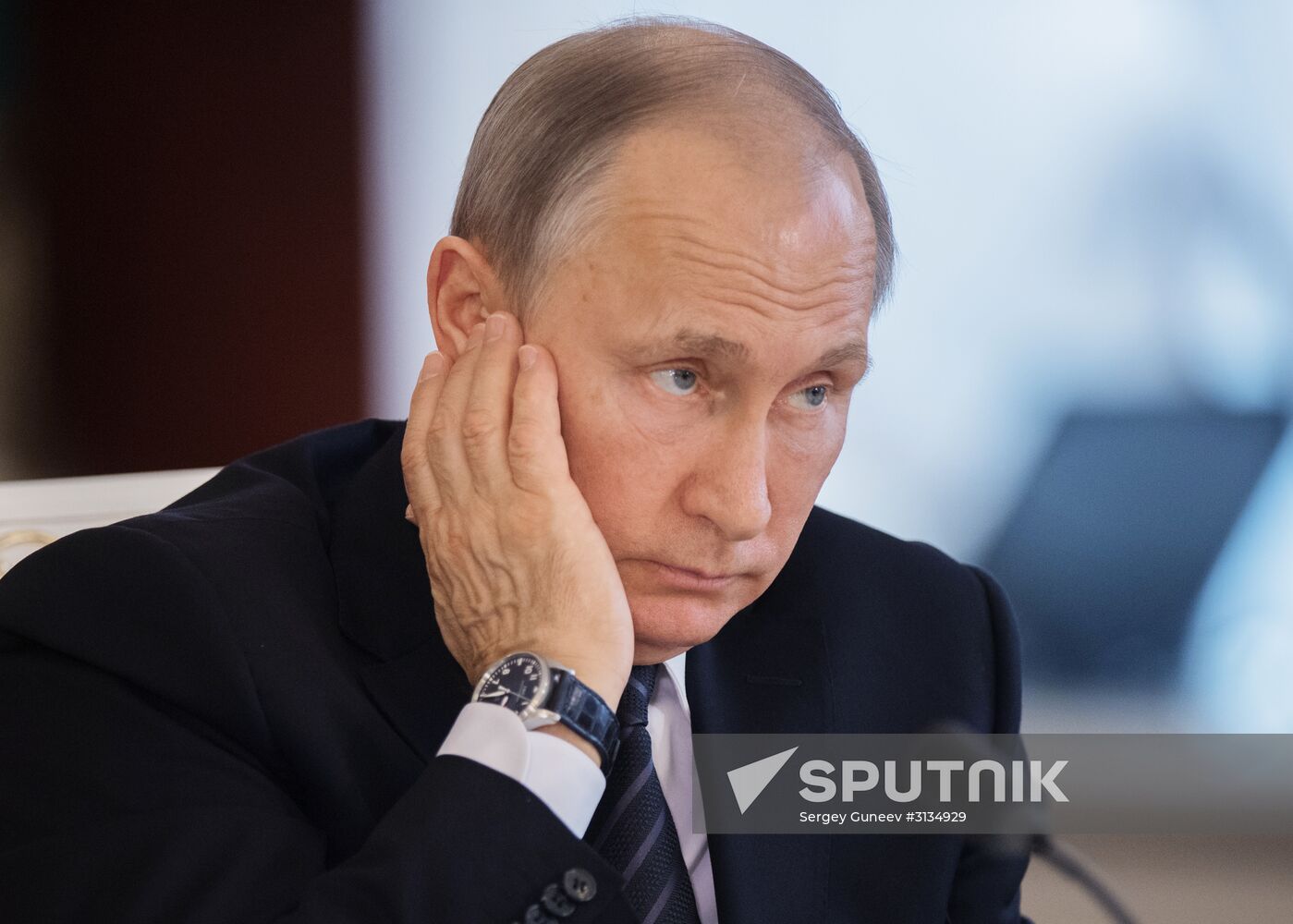 Vladimir Putin holds talks with President of Kyrgyzstan Almazbek Atambayev