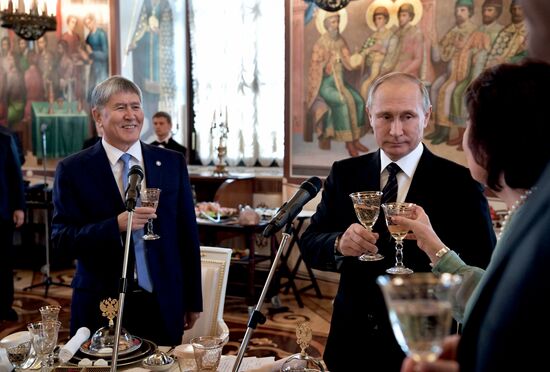Vladimir Putin holds talks with President of Kyrgyzstan Almazbek Atambayev