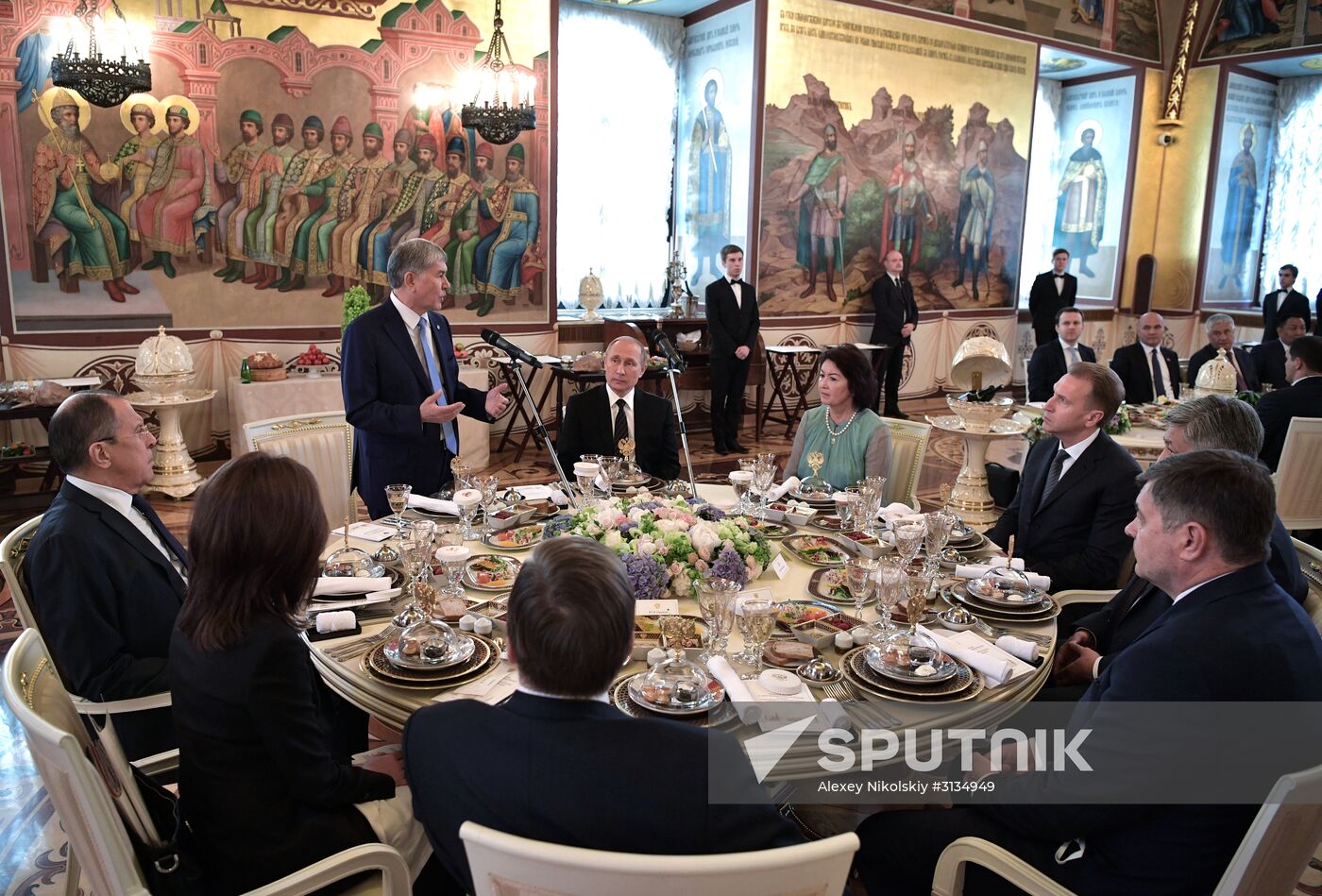 Vladimir Putin holds talks with President of Kyrgyzstan Almazbek Atambayev