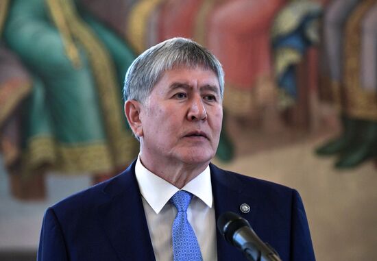 Vladimir Putin holds talks with President of Kyrgyzstan Almazbek Atambayev
