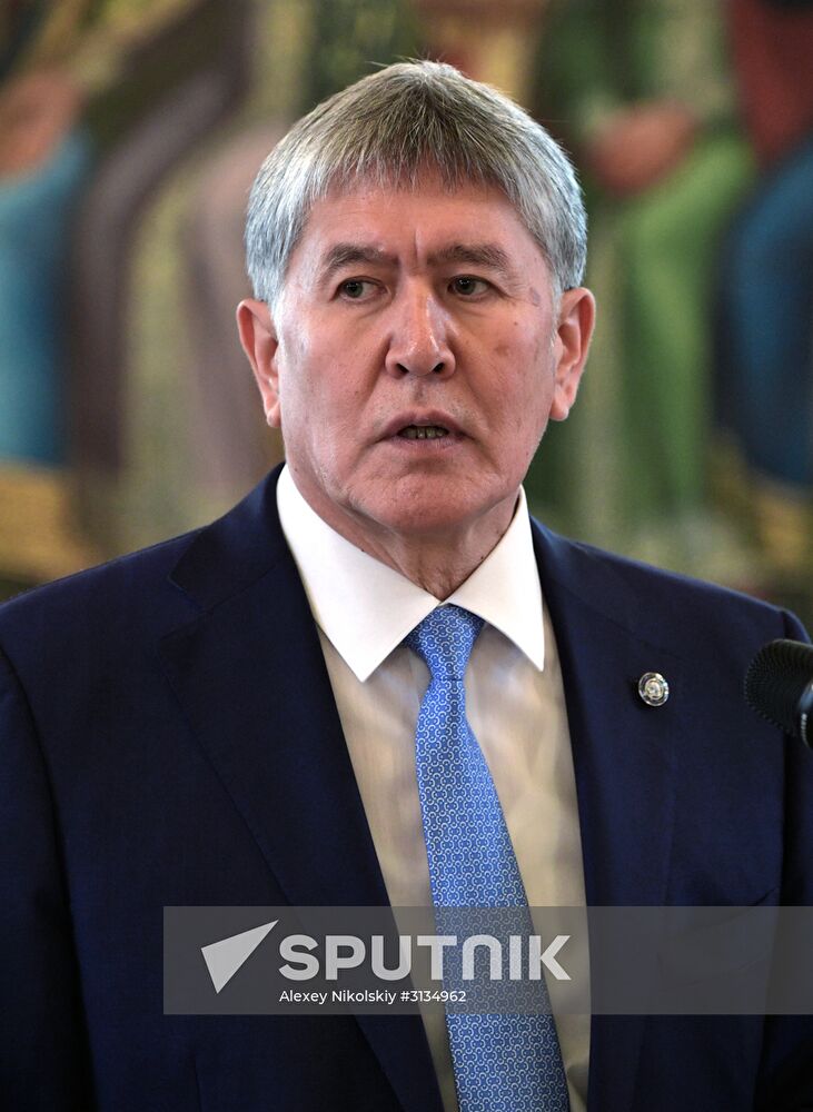 Vladimir Putin holds talks with President of Kyrgyzstan Almazbek Atambayev