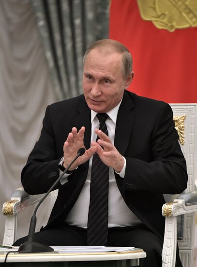 President Putin meets with Civic Chamber new members
