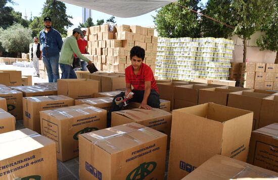 Humanitarian relief from Akhmat Kadyrov's Fund for families of killed Syrian army servicemen arrives in Damascus
