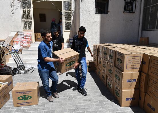Humanitarian aid from Akhmat Kadyrov Foundation in Damascus