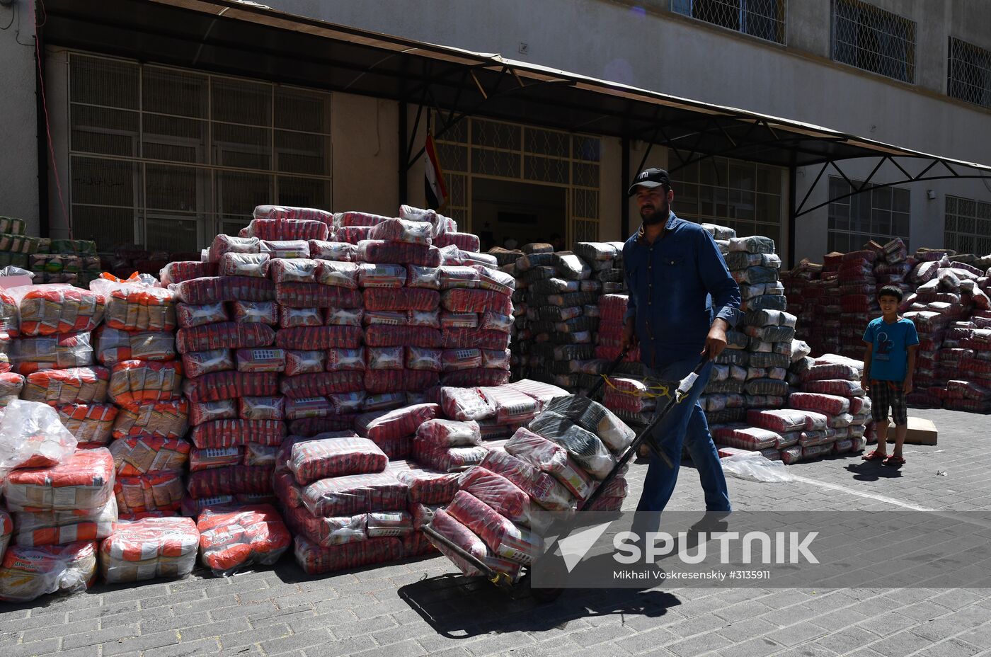 Humanitarian aid from Akhmat Kadyrov Foundation in Damascus