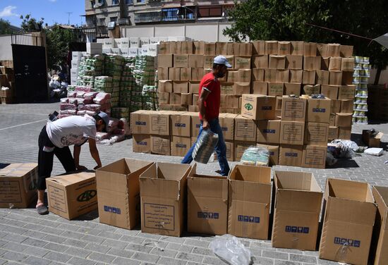 Humanitarian aid from Akhmat Kadyrov Foundation in Damascus