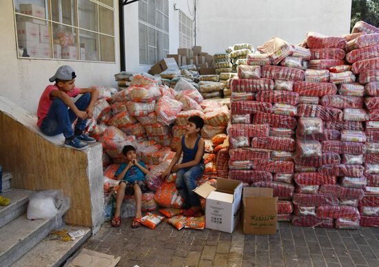 Humanitarian aid from Akhmat Kadyrov Foundation in Damascus