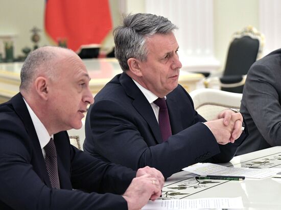 Russian President Vladimir Putin meets with Royal Dutch Shell CEO Ben van Beurden