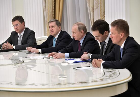Russian President Vladimir Putin meets with Royal Dutch Shell CEO Ben van Beurden